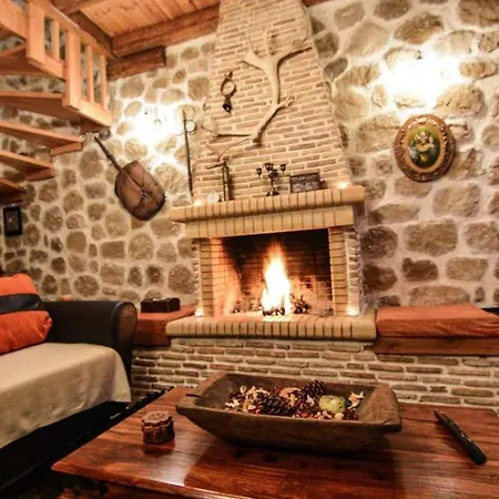 φιλάνθη Κάτω Τρίκαλα Κορινθίας